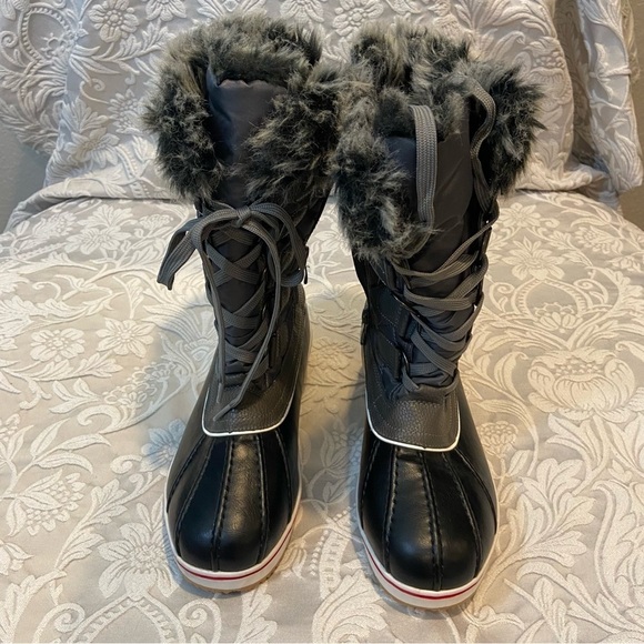 3M THINSULATE Women's Boots Sz 8 Water Resistant Impermeable Hiking Workwear - Picture 1 of 9